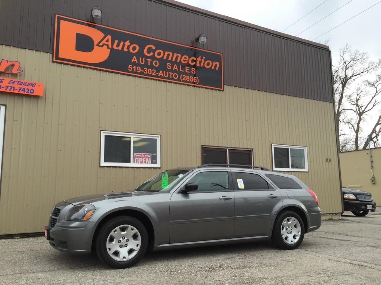 Used 2005 Dodge Magnum SE for sale in Paris, ON