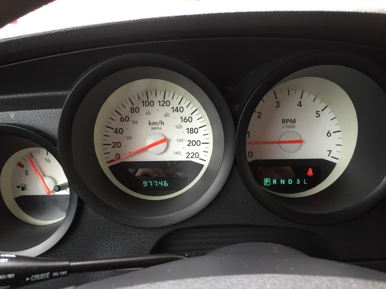 637303
