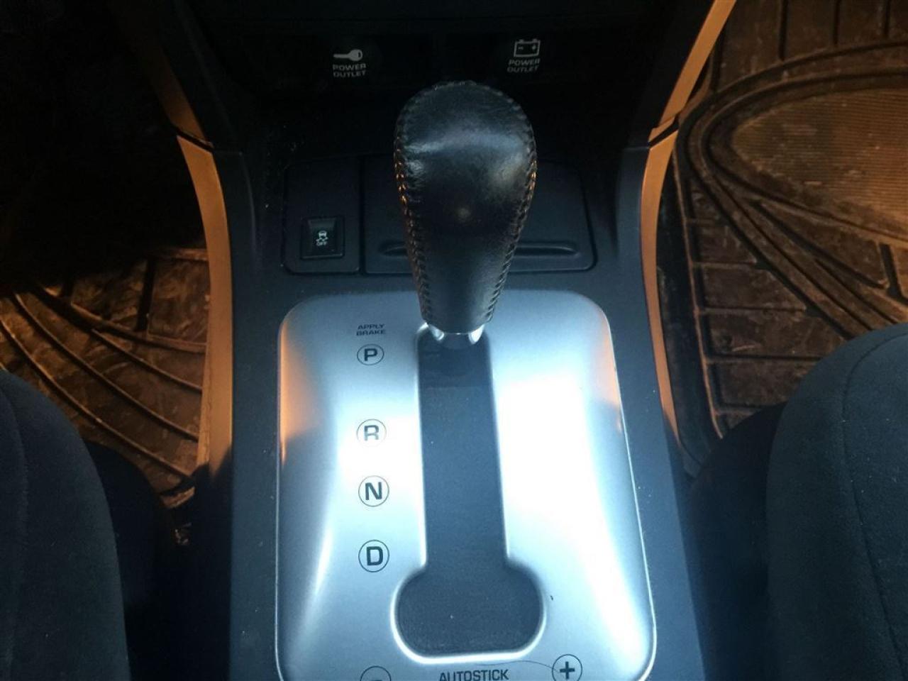 637308