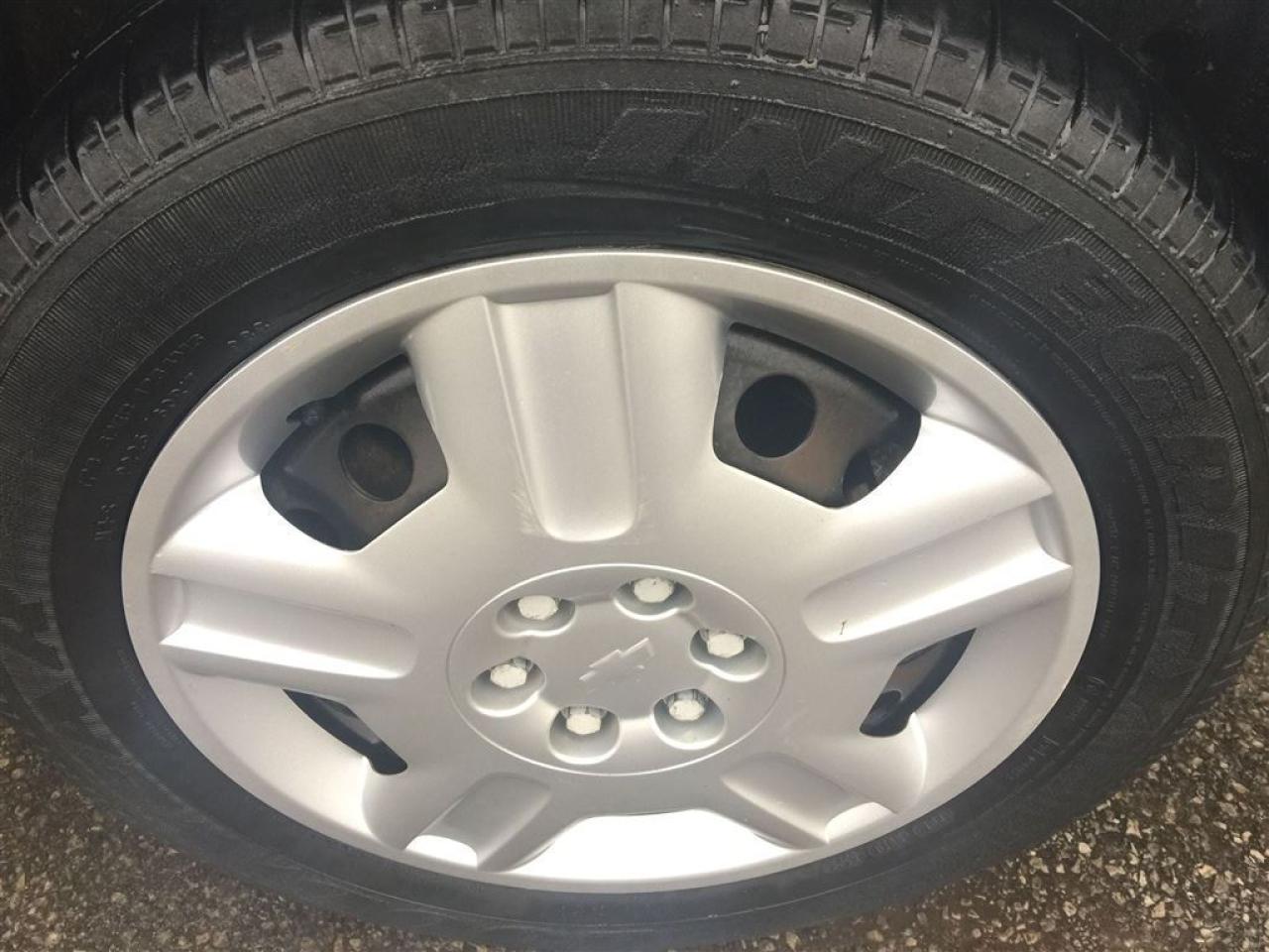 637327
