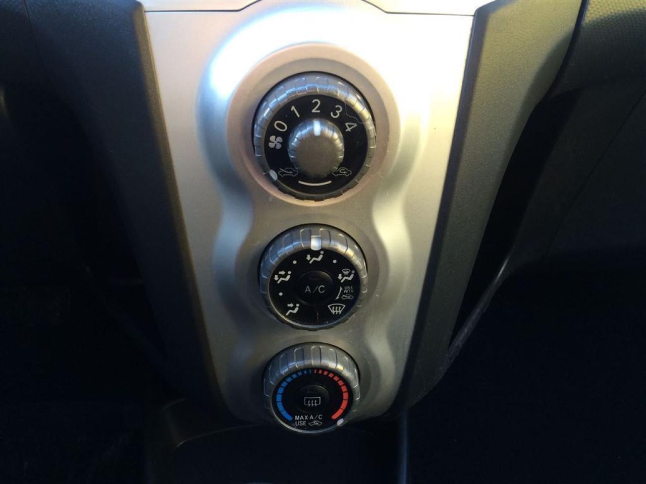 637333
