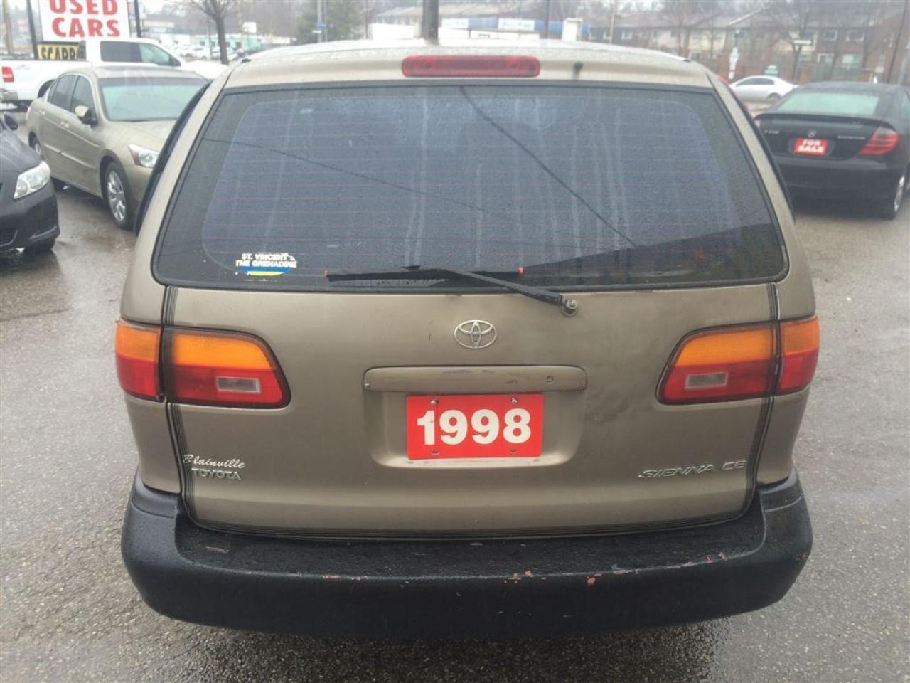 637369