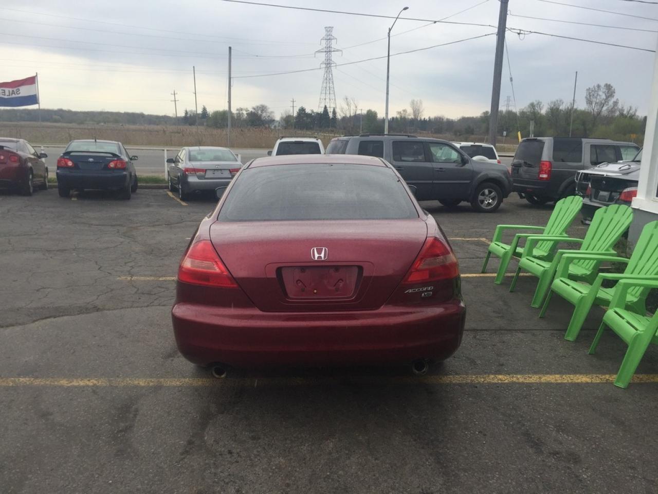 637402