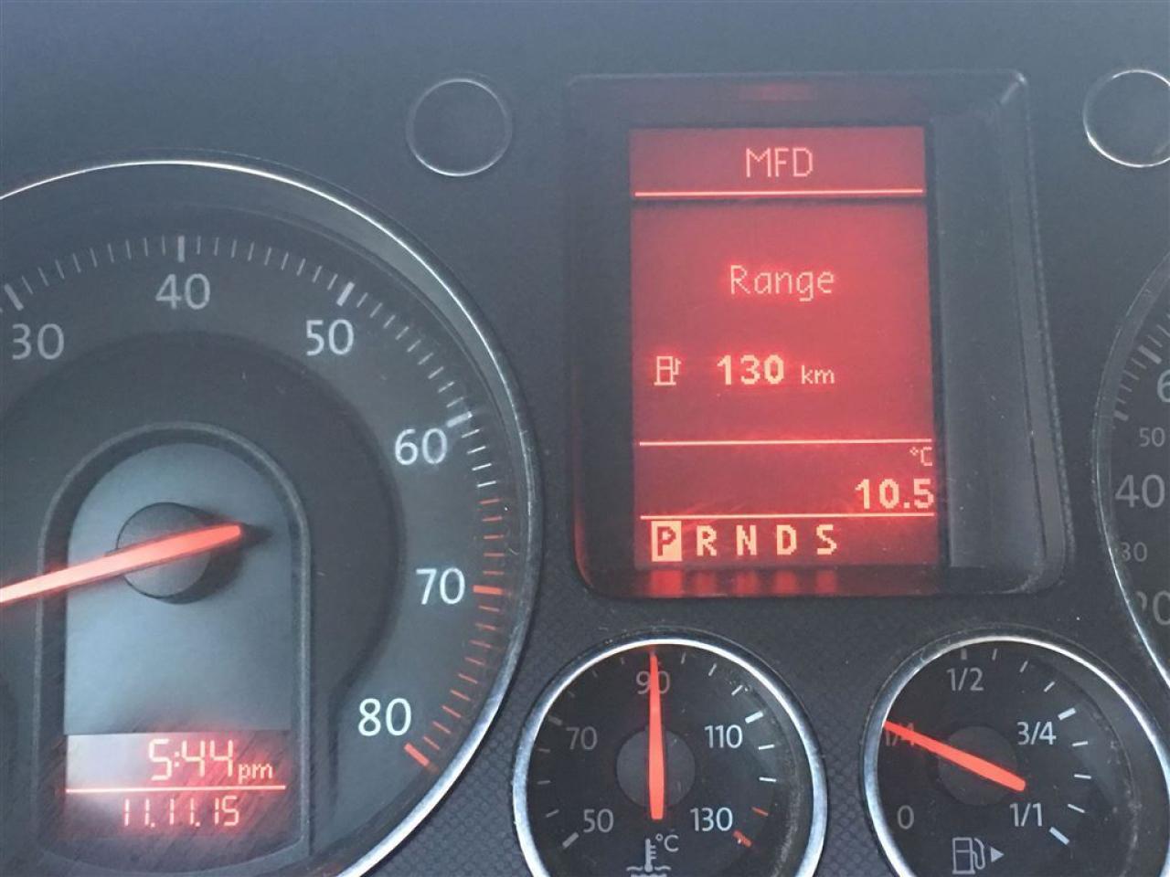 637438