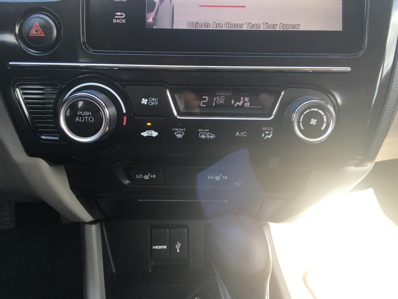 637463