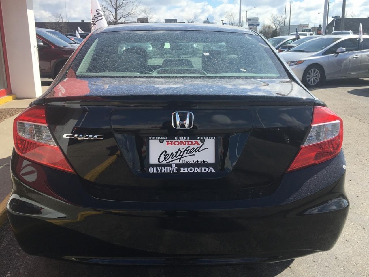 637478