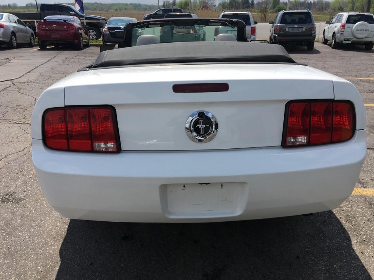 637537