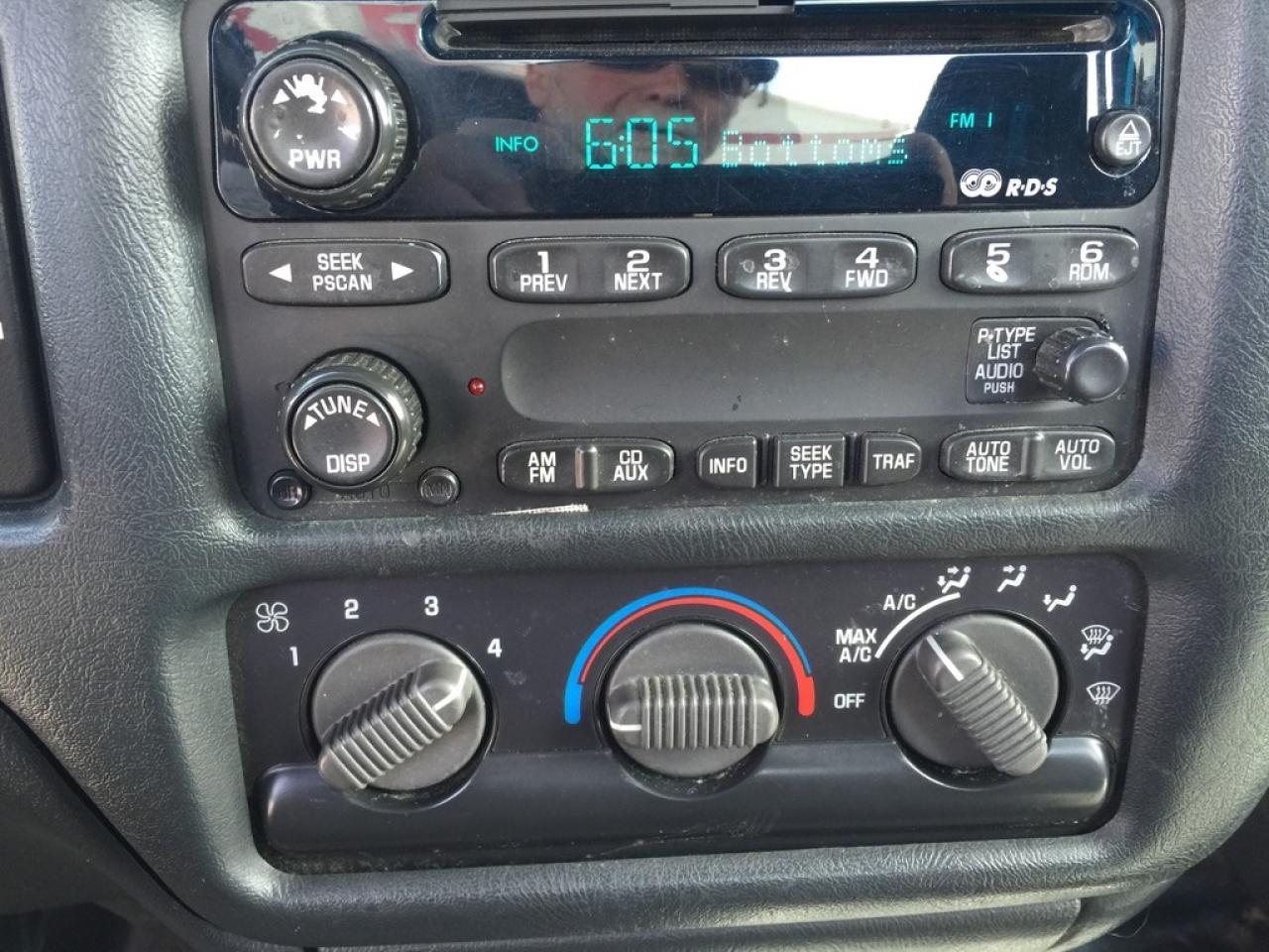637617