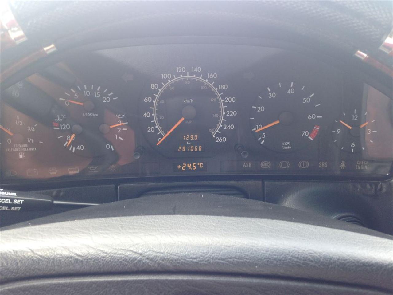 637632