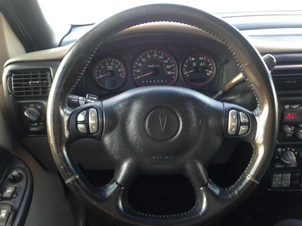 637633