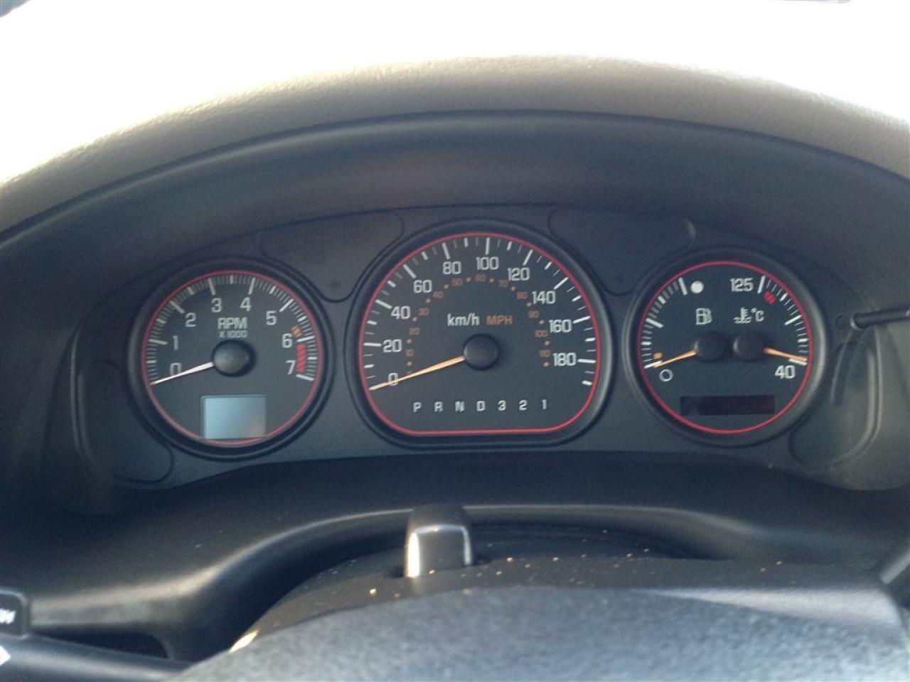 637633