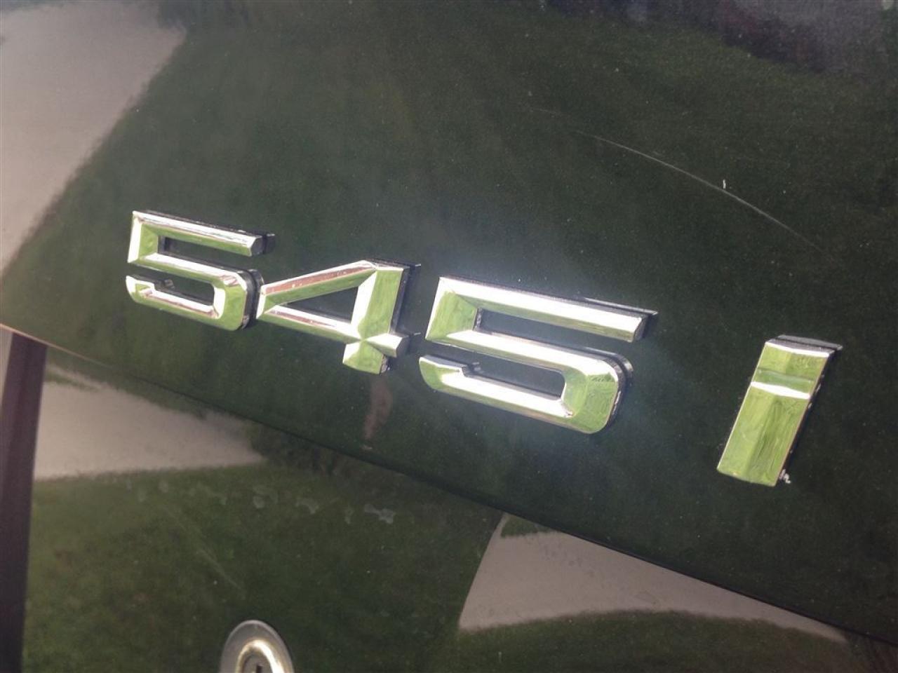 637643