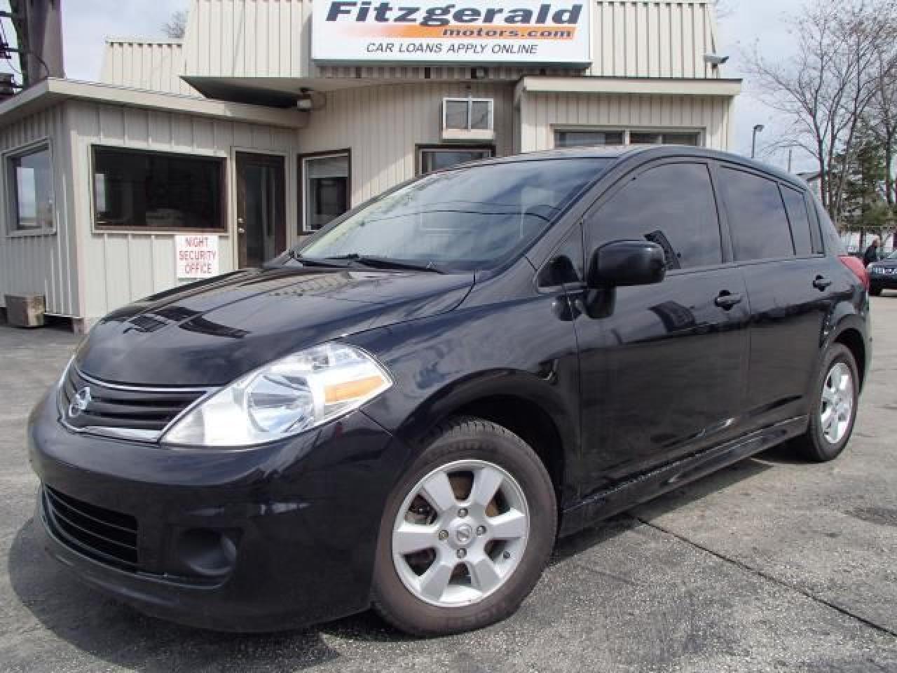 Used 2011 Nissan Versa 1.8 SL 6spd for sale in Oakville, ON
