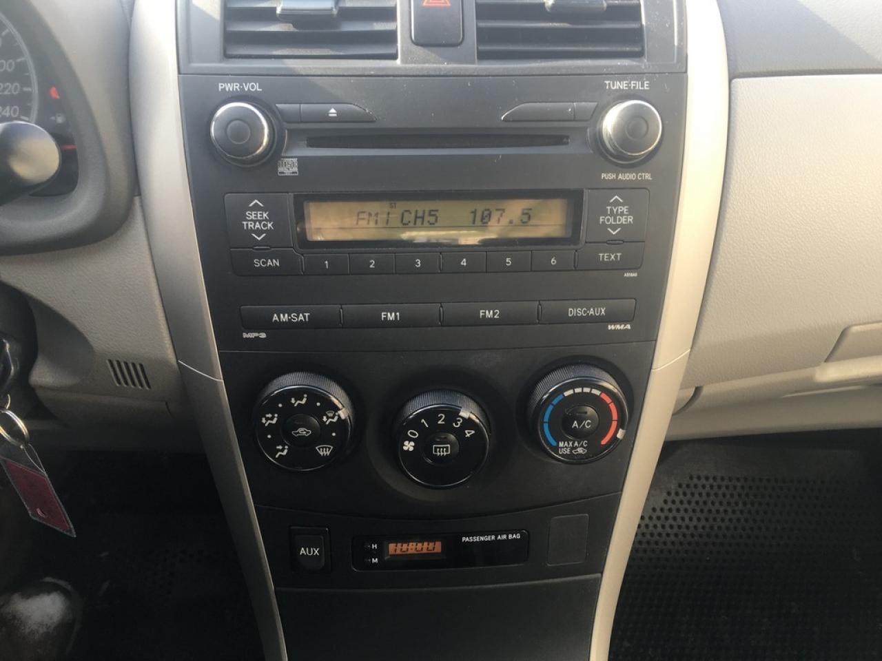 637733