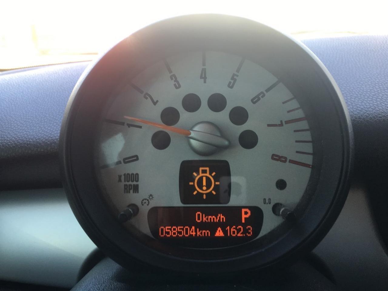 637737