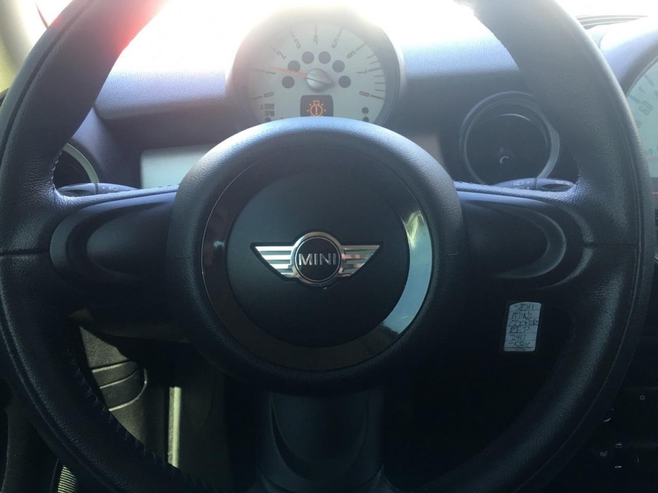 637737