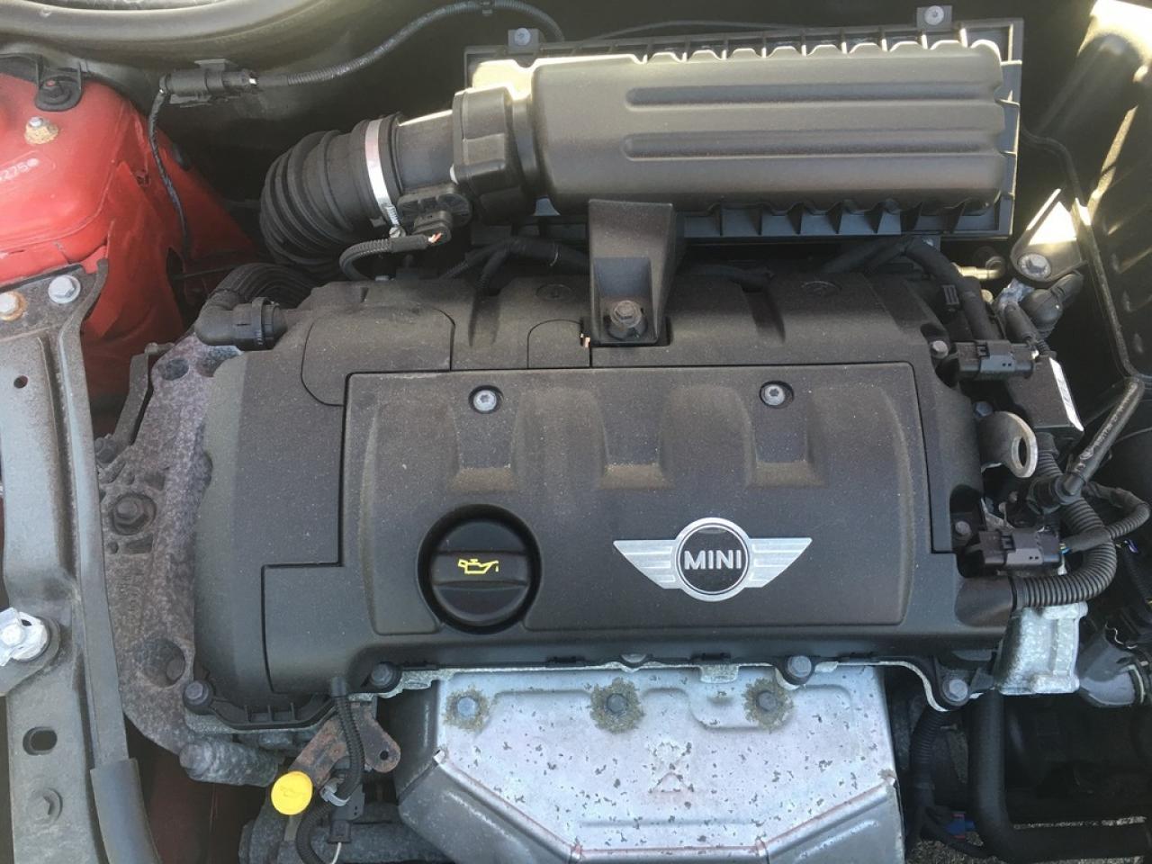 637737