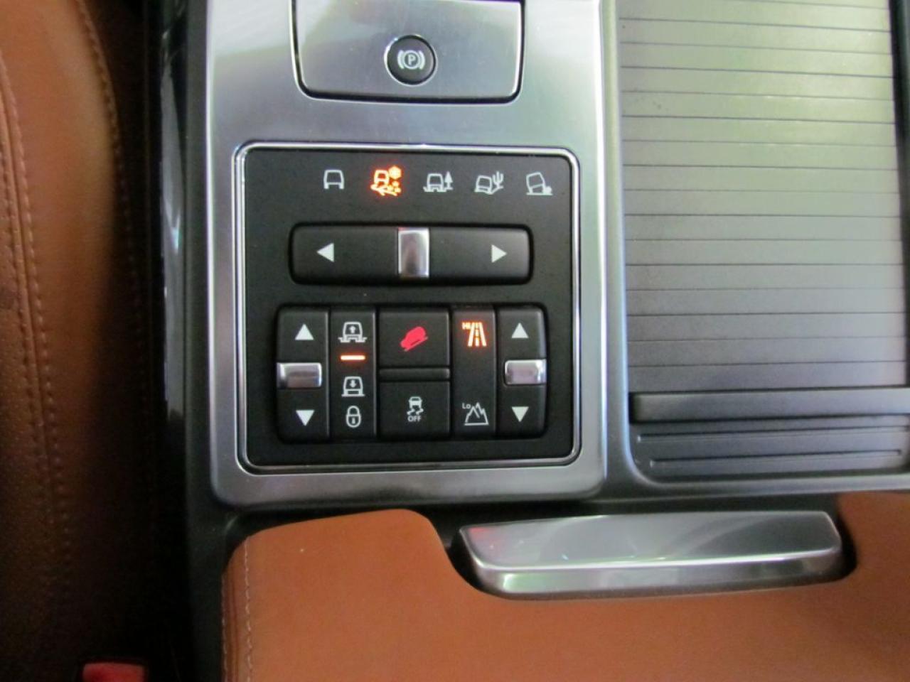 637742