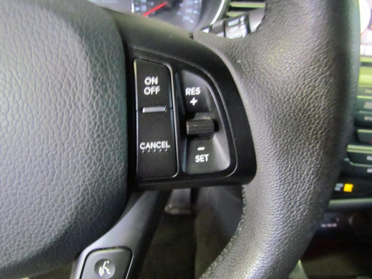 637748