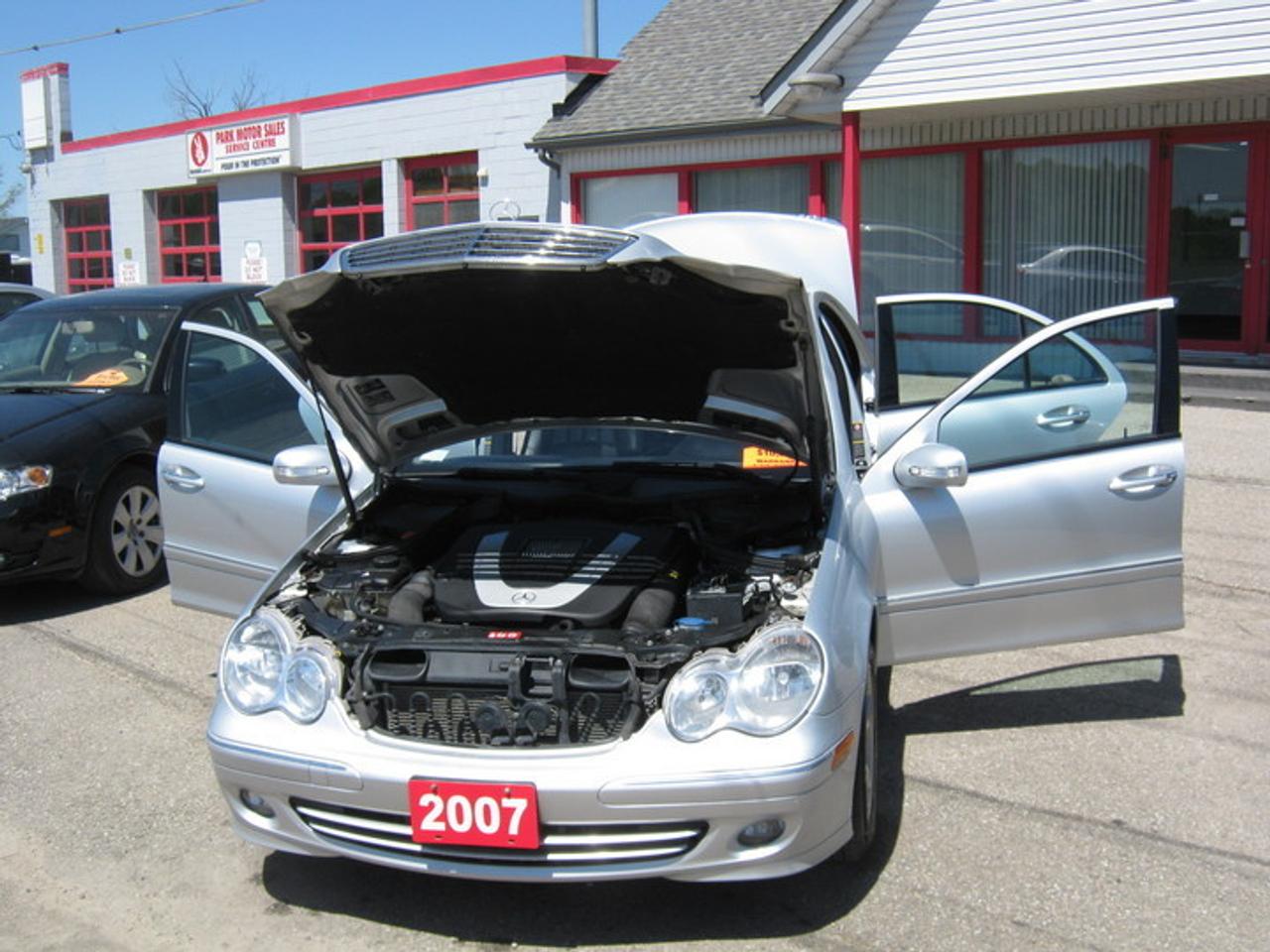 637814.11171678