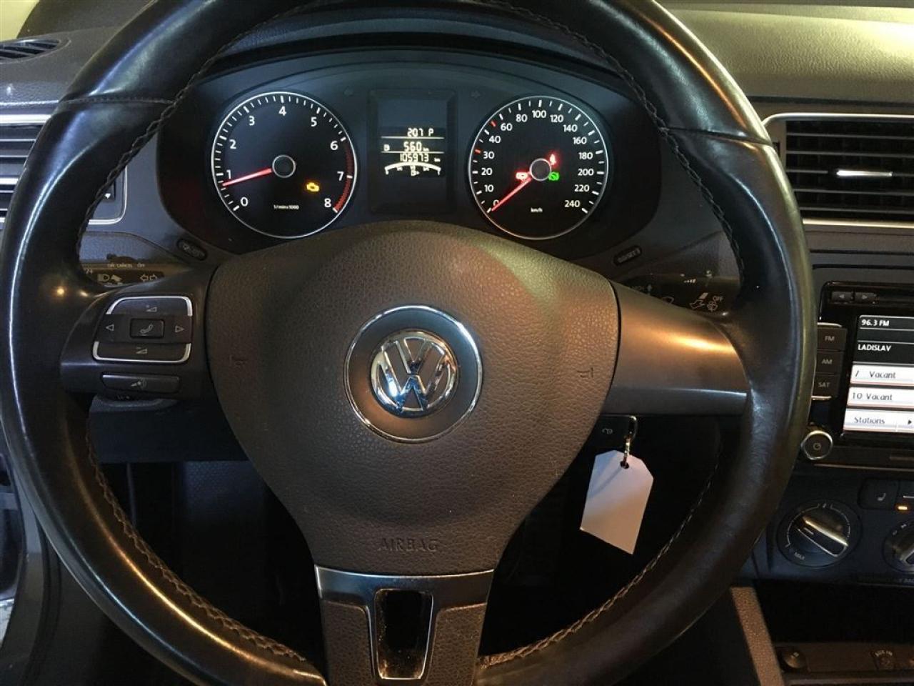 637859