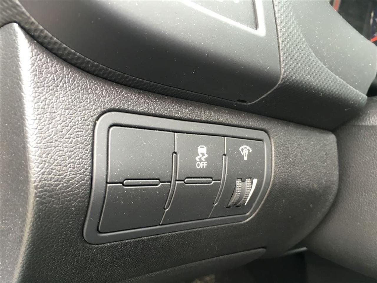 637867