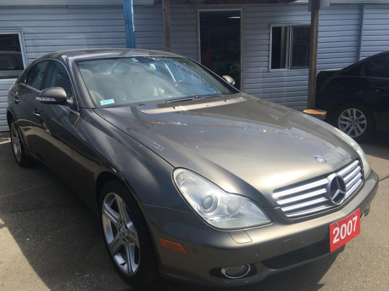 Used 2007 Mercedes-Benz CLS-Class MUST SEE NAVI Leather Sunroof Alloys FULLY LOADED for sale in Toronto, ON