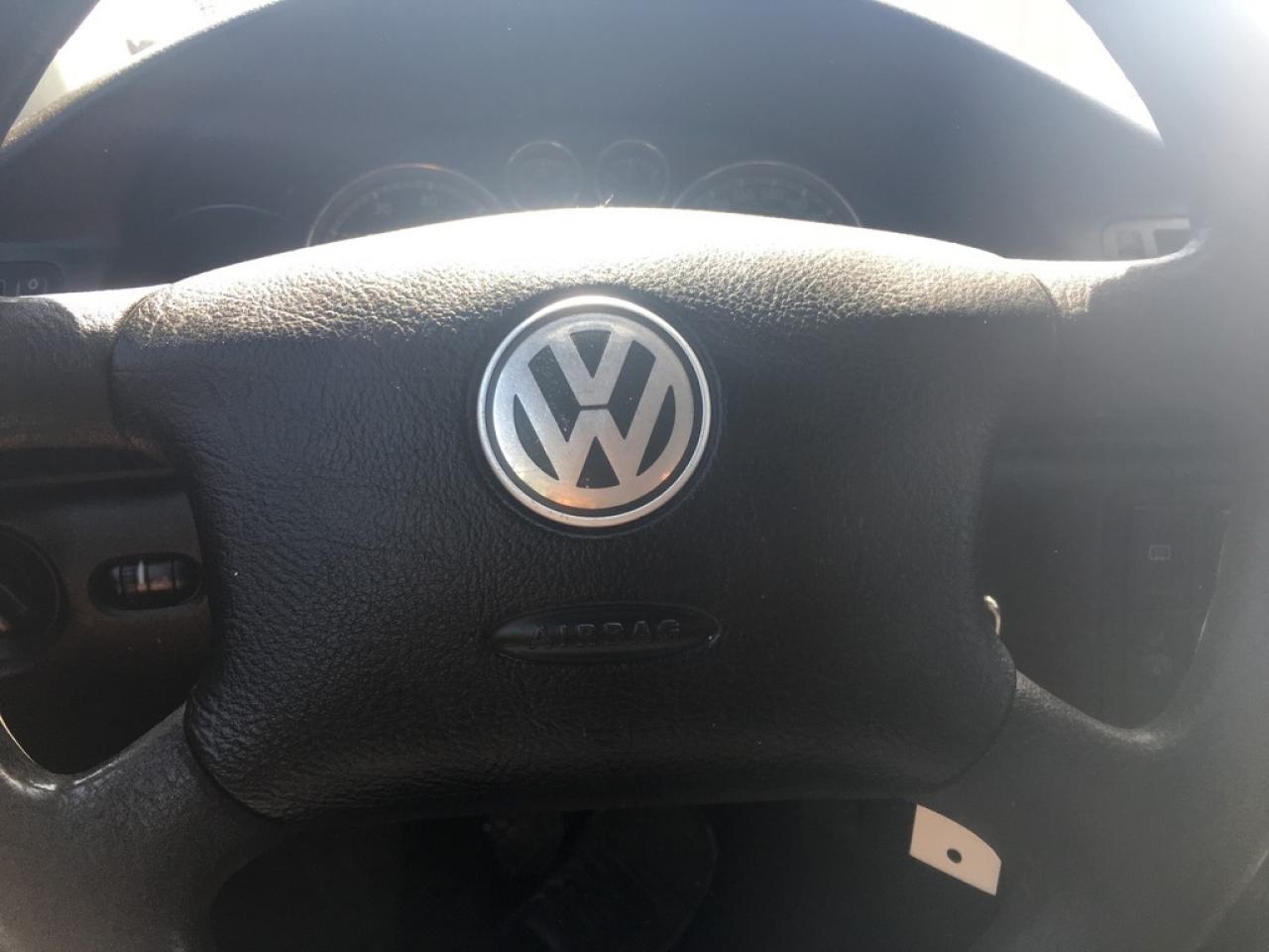 637879