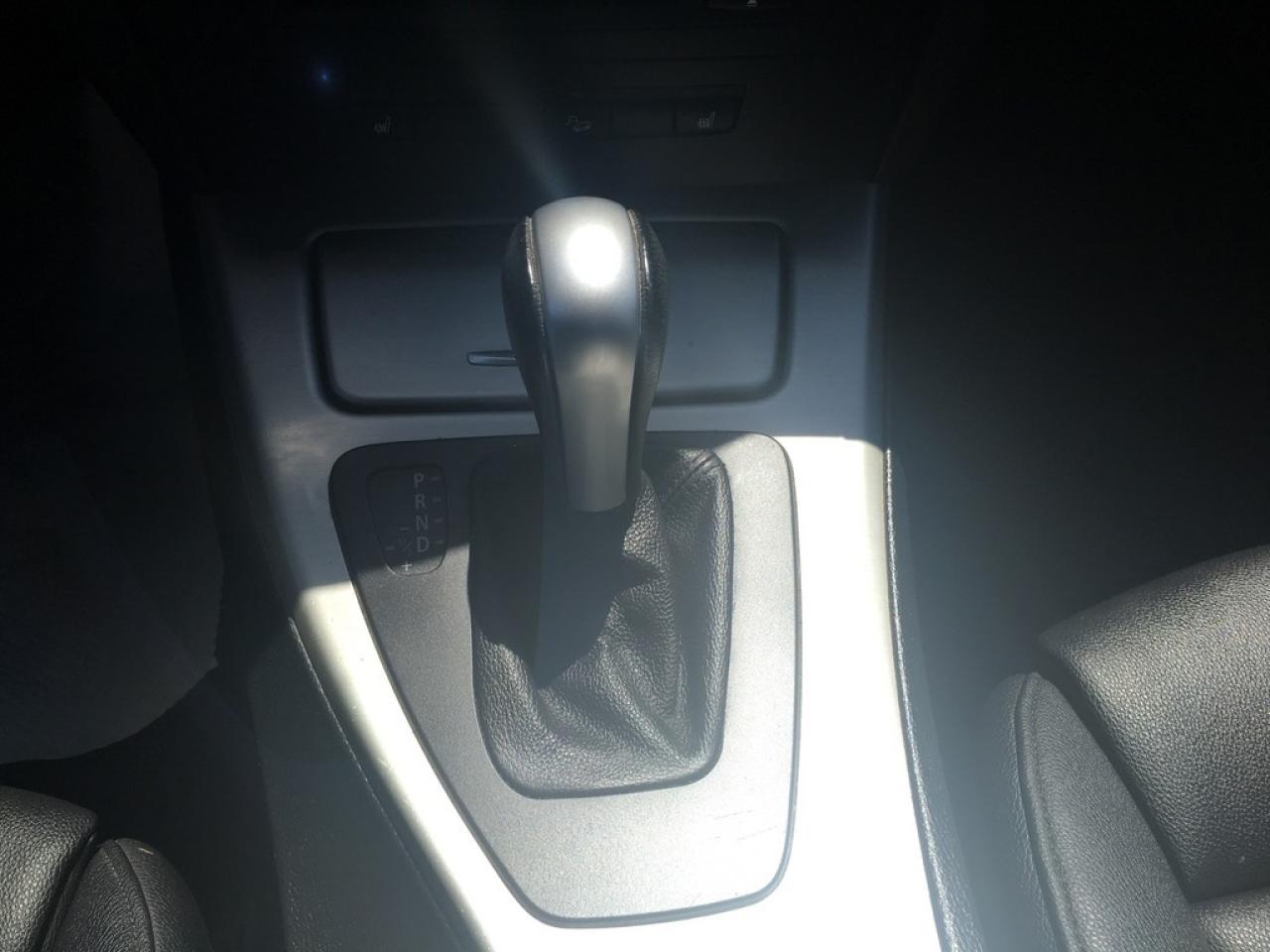 637882