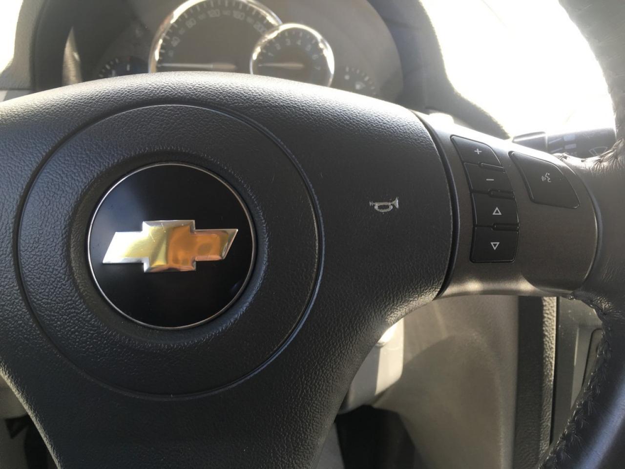 637885