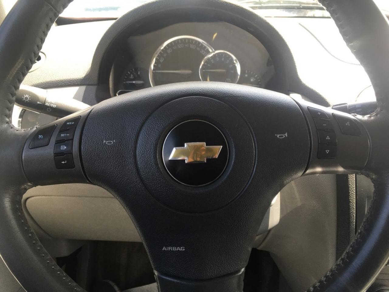 637885