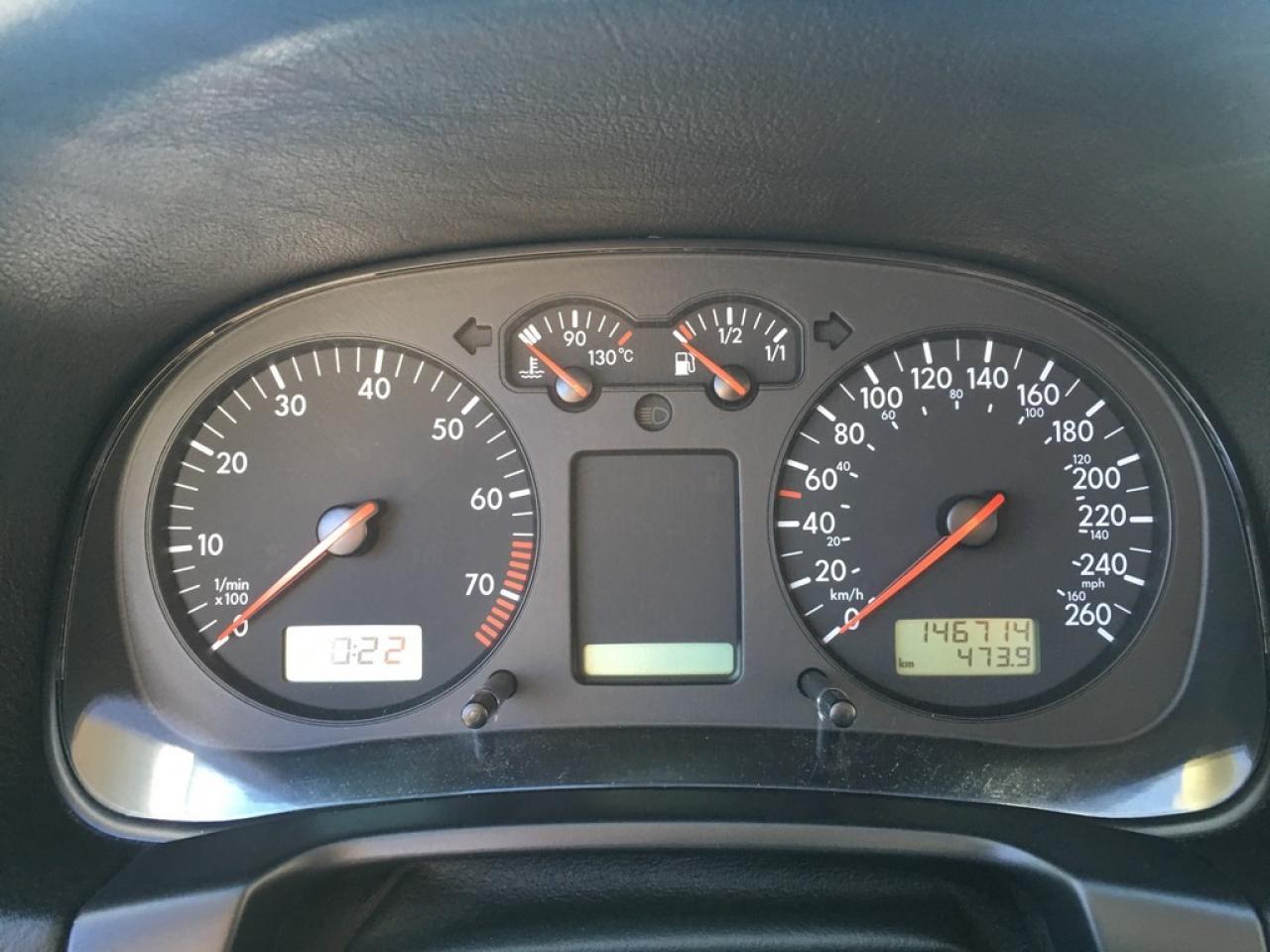 637889