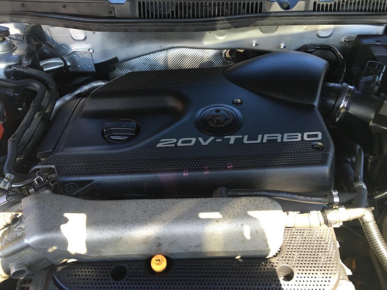 637889
