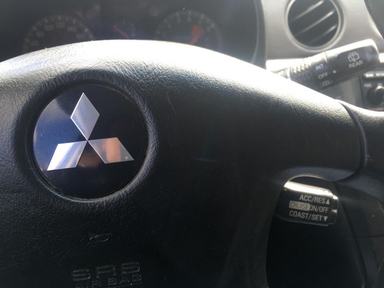 637893