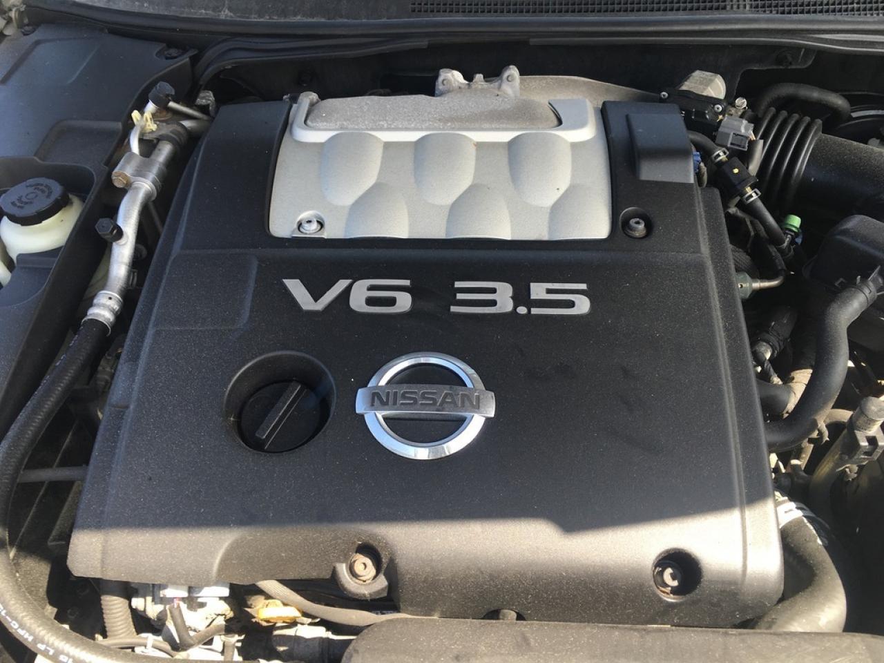637898