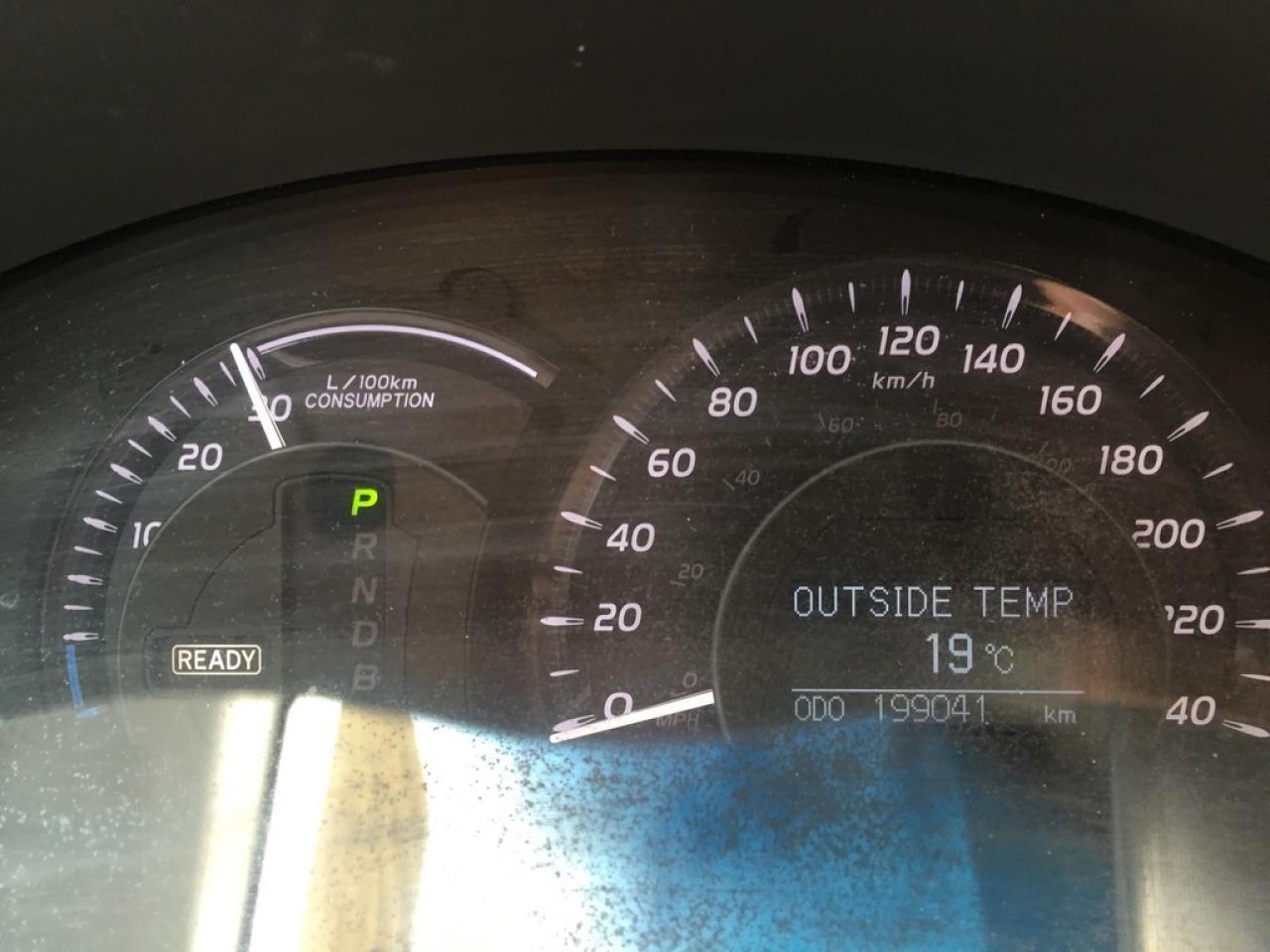 637906
