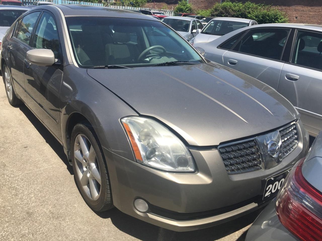 Used 2005 Nissan Maxima LOADED Leather Sunroof Heatd Seats Folding Mirrors for sale in Toronto, ON