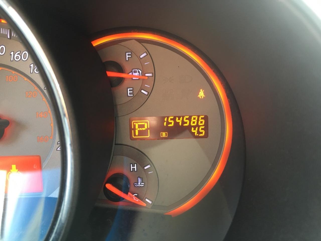 637929