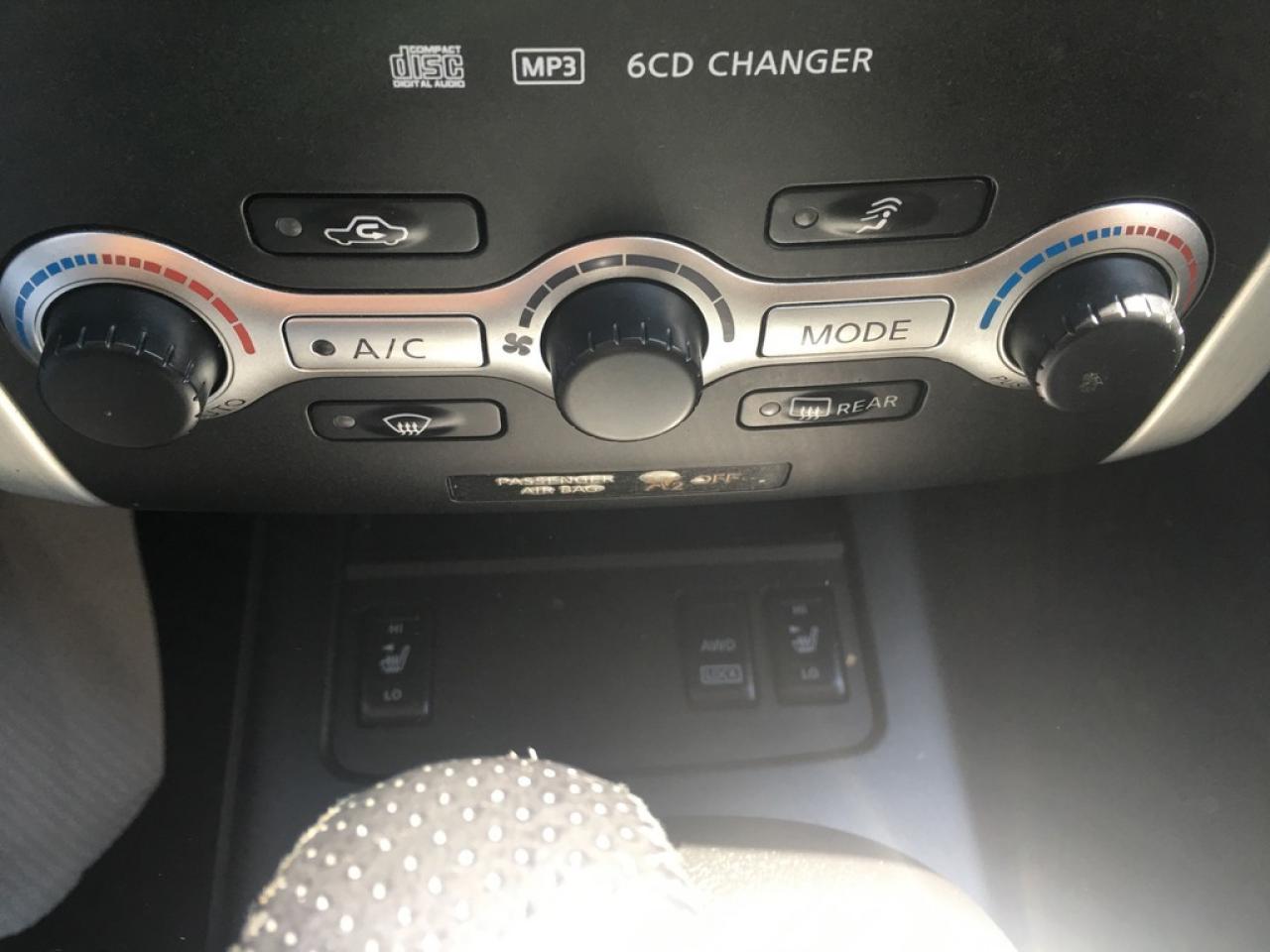 637929