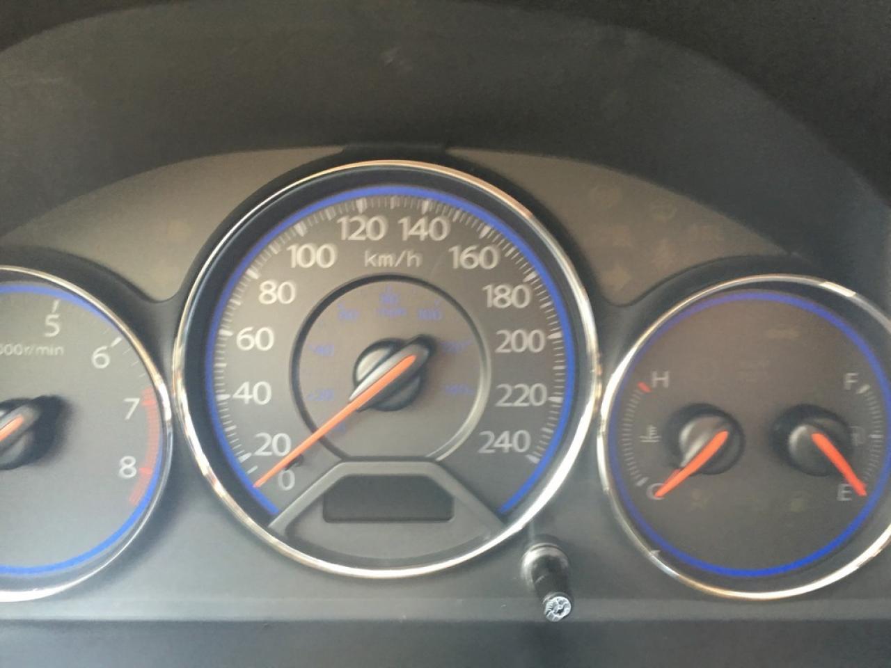 637943
