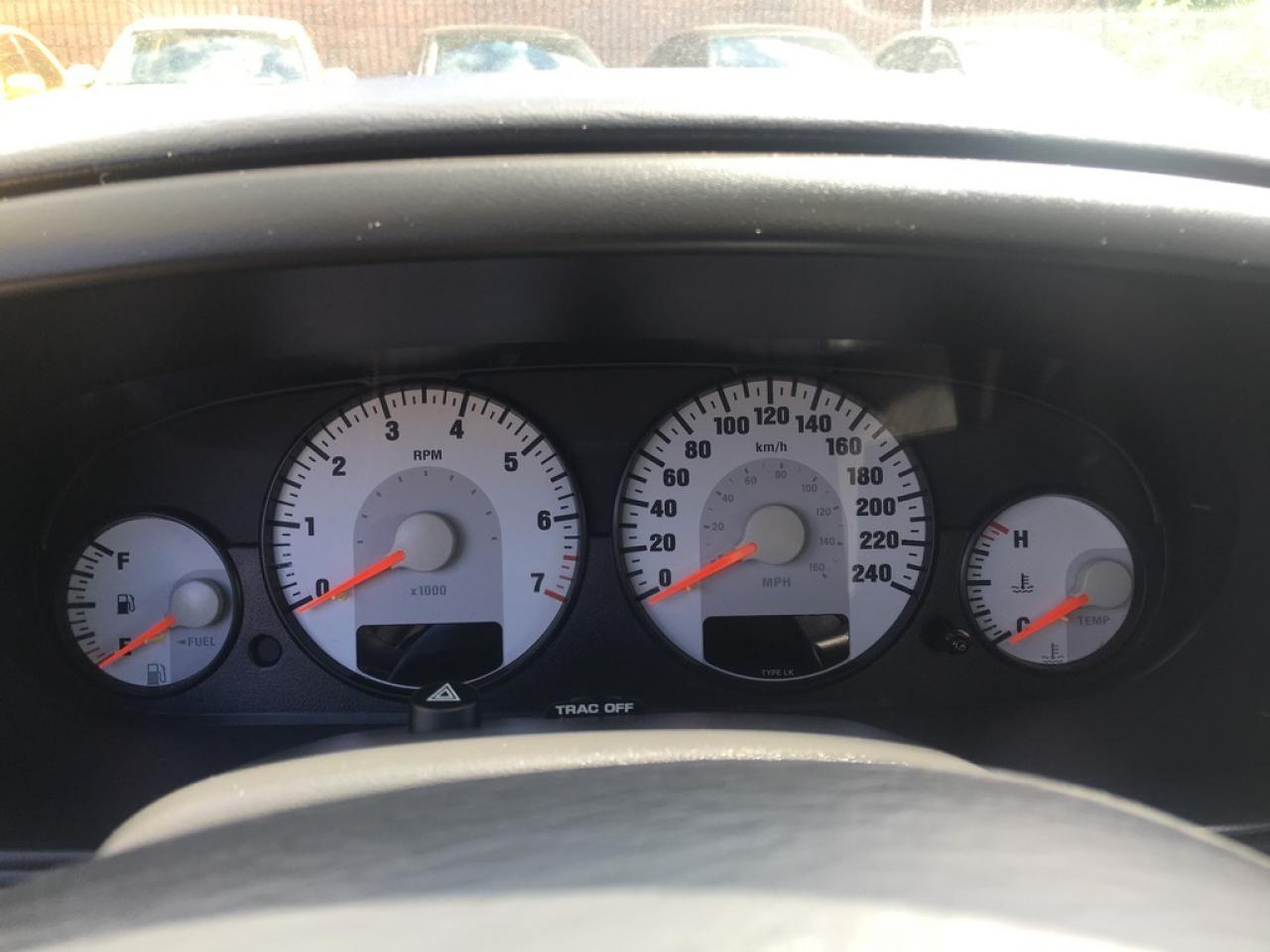 637945