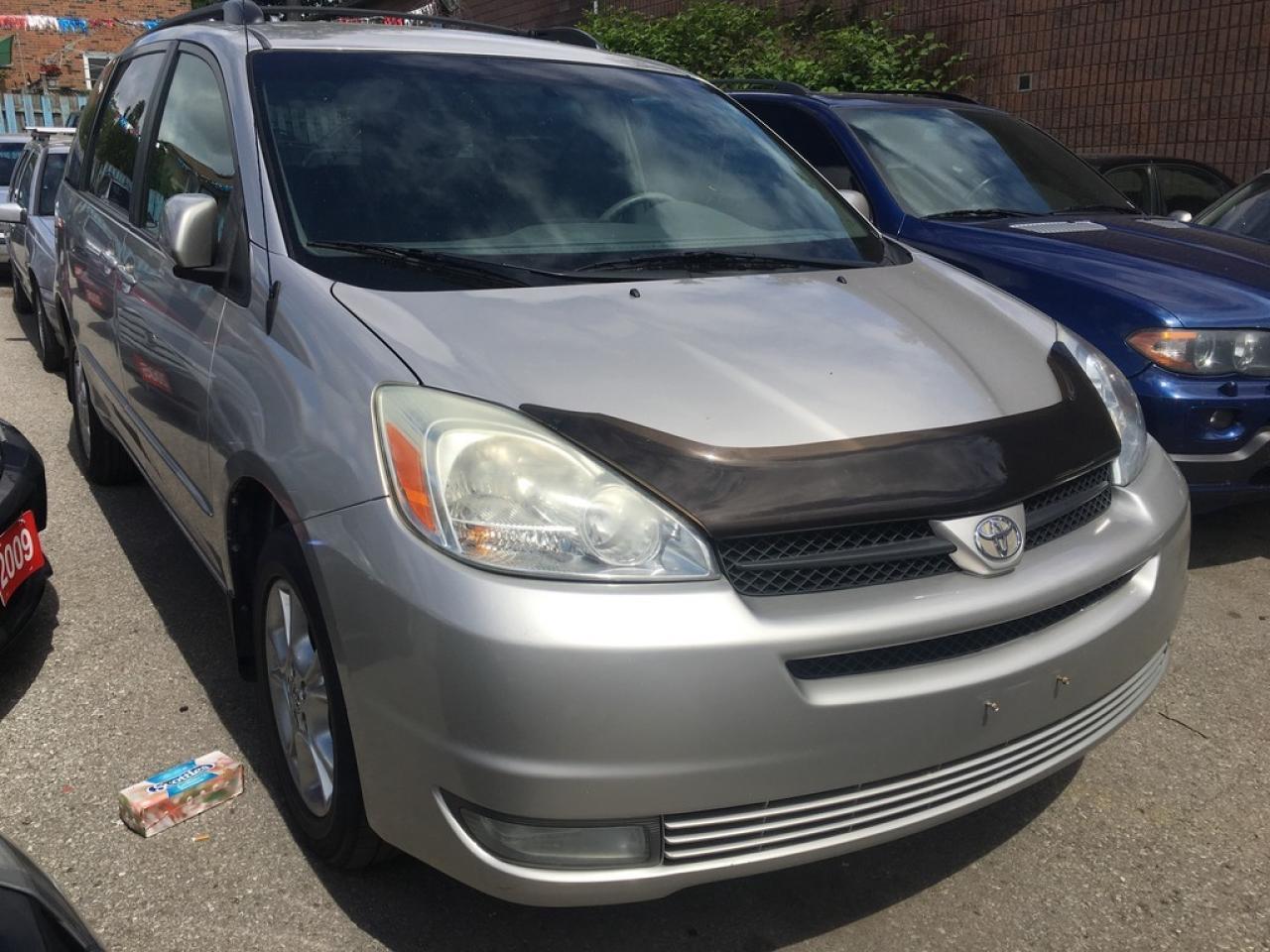 Used 2004 Toyota Sienna LE LEATHER AWD Alloys LOADED MUST SEE for sale in Toronto, ON
