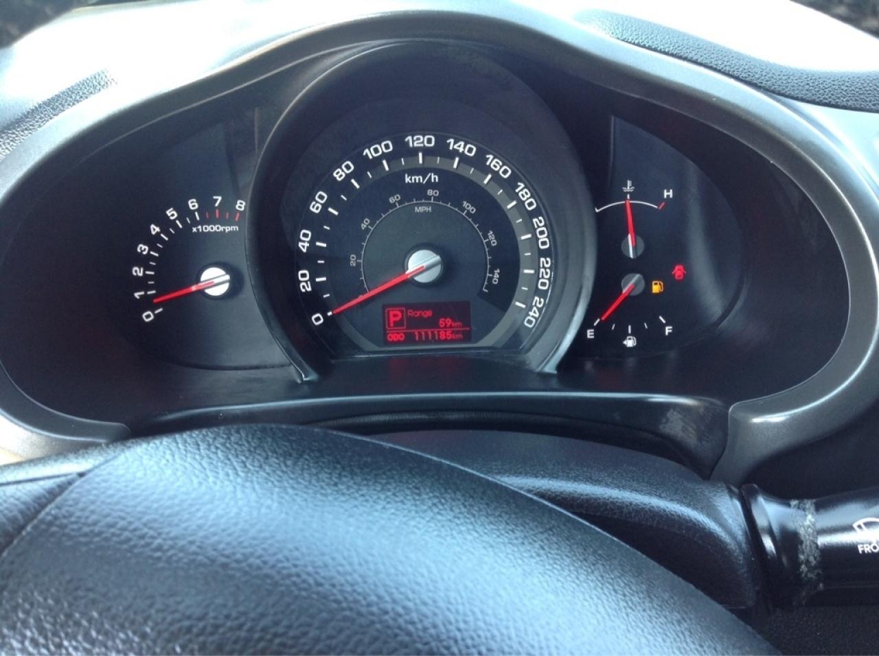 637981