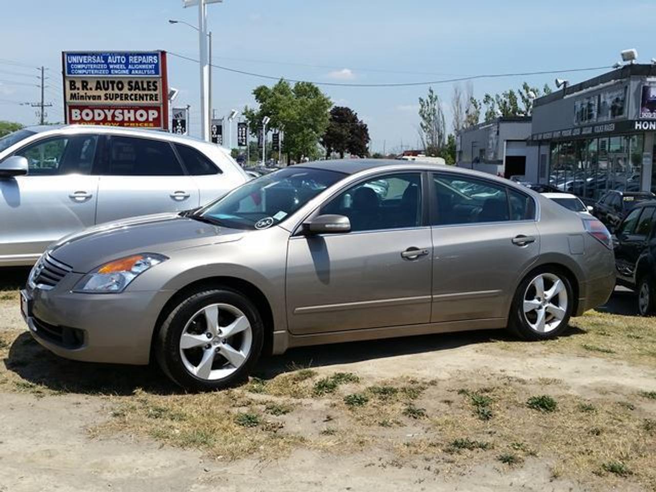 GREY WITH LEATHER INTERIOR , HEATED SEATS, ALLOYS,  SUNROOF, CRUISE CONTROL. B.R. AUTO SALES HAS BEEN SERVING GTA FOR OVER 32 YEARS.  OUR EXCELLENT SALES AND SERVICE HAS MADE OUR COMPANY ONE OF BRAMPTONS LARGEST PRE OWNED SUPERSTORE. 1 MELANIE DRIVE

CAR-PROOF AVAILABLE TO VIEW IN STORE 
.       DRIVES WELL
.       PRE-SALE INSPECTED
.       MECHANICALLY GREAT
PRICE PLUS TAXES, LICENSING & FINANCING
We must state this as per regulations: certification and e-testing are available for $695 only. This vehicle is not certified not e-tested not drivable. If the safety and e-test is purchased then vehicle is drivable or you can take the vehicle to your mechanic for safety inspection
