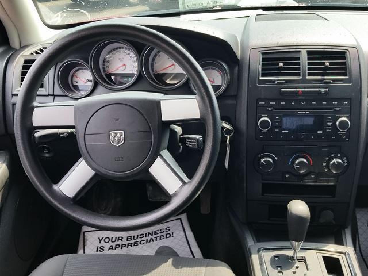 638163