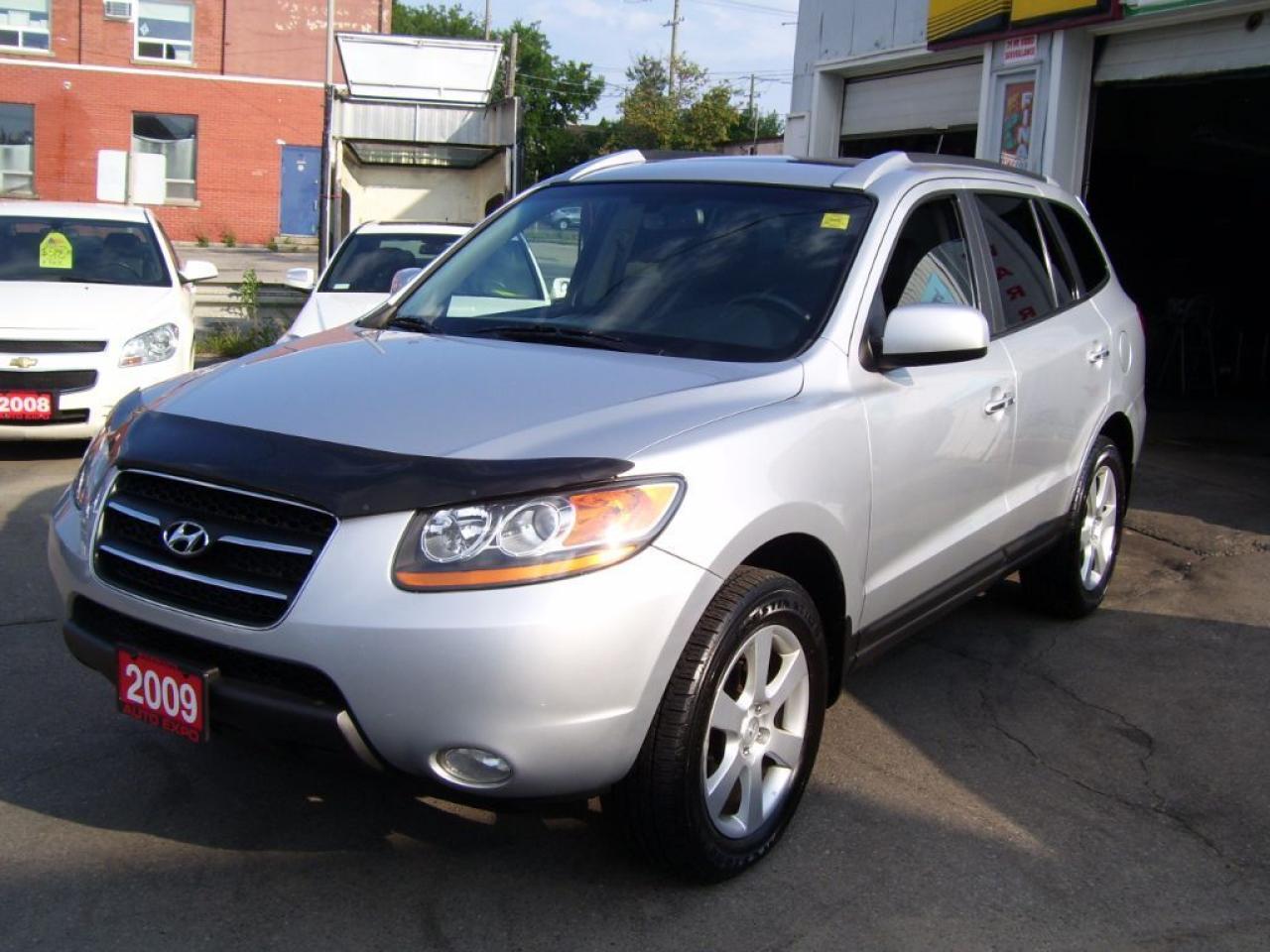 Used 2009 Hyundai Santa Fe Limited/Leather/Sunroof/New tires/AWD for sale in Kitchener, ON
