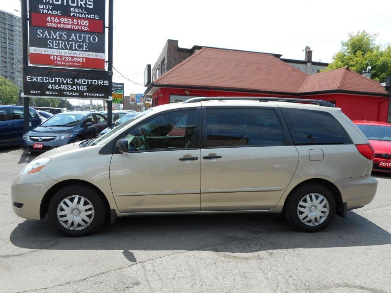 Used 2008 Toyota Sienna CE VERY CLEAN! for sale in Scarborough, ON