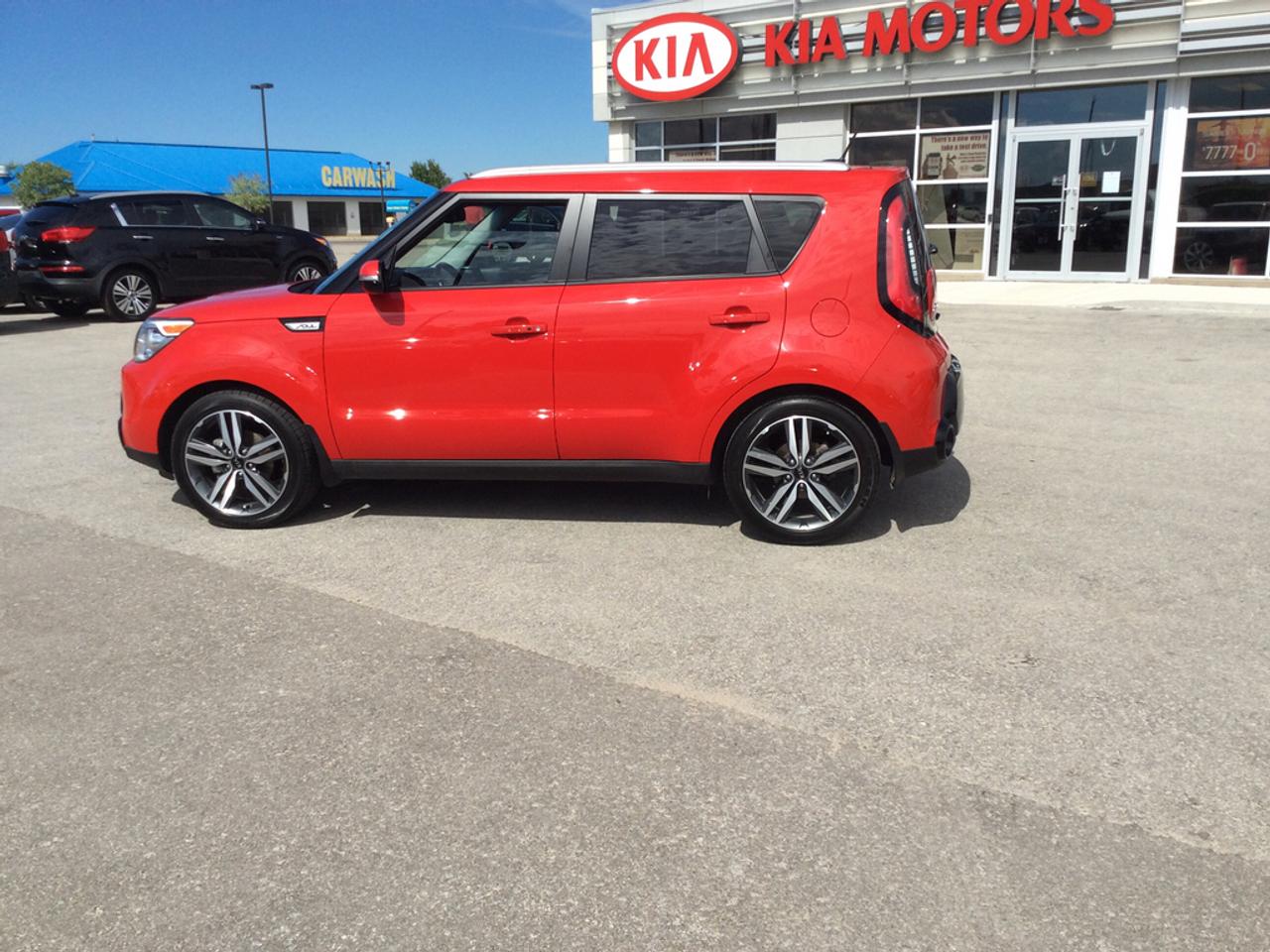 Kia Owen Sound is pleased to offer a 2016 Kia Soul Luxy from the Kia Canada Compay Demo selection. This vehicle has a cash price of $25990.00 plus HST & Lic. You can also take advantage of the 0% finance offer just ask our sales staff for details.<br type=_moz />