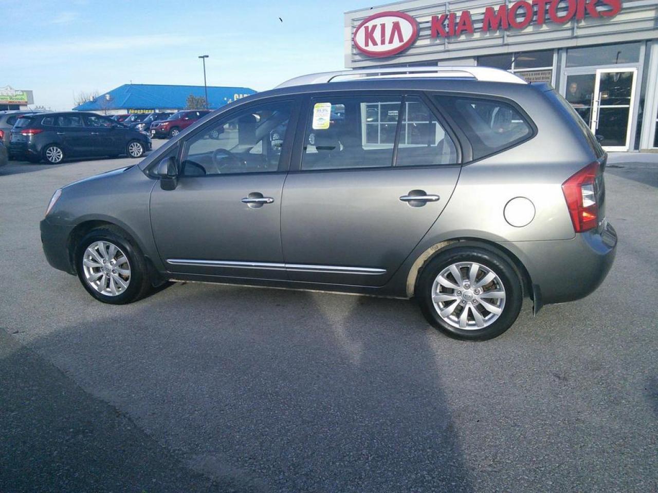 Used 2012 Kia Rondo EX for sale in Owen Sound, ON