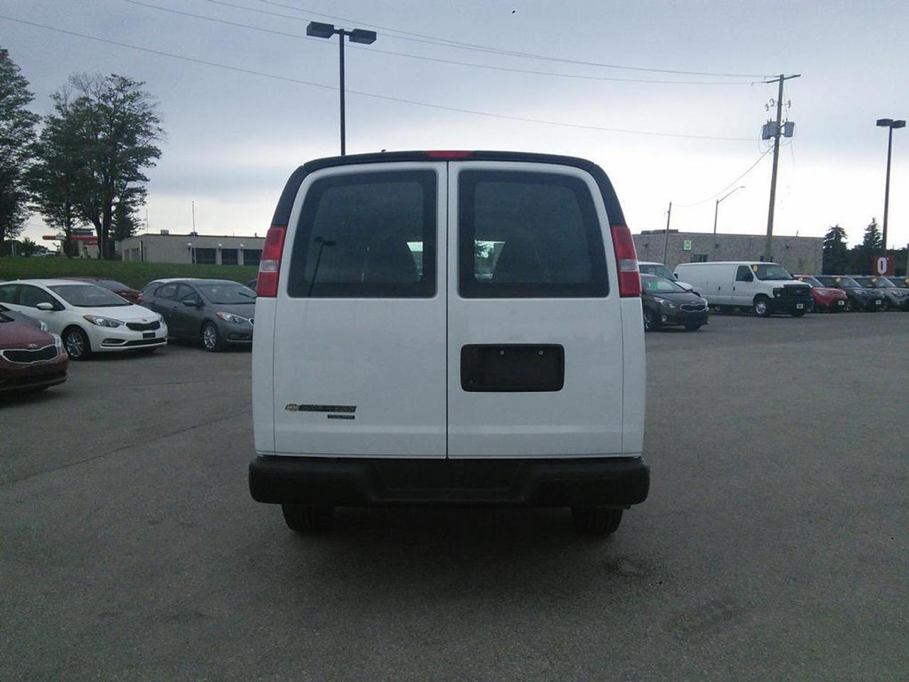 638662.11184157